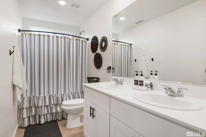 276 Greywall, Dayton, Nevada 89403, 5 Bedrooms Bedrooms, ,3 BathroomsBathrooms,Residential,Residential,Greywall,250002662