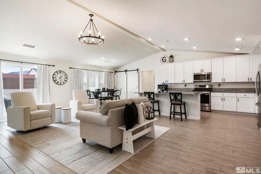 276 Greywall, Dayton, Nevada 89403, 5 Bedrooms Bedrooms, ,3 BathroomsBathrooms,Residential,Residential,Greywall,250002662