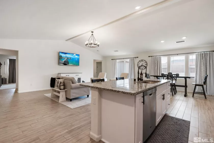 276 Greywall, Dayton, Nevada 89403, 5 Bedrooms Bedrooms, ,3 BathroomsBathrooms,Residential,Residential,Greywall,250002662