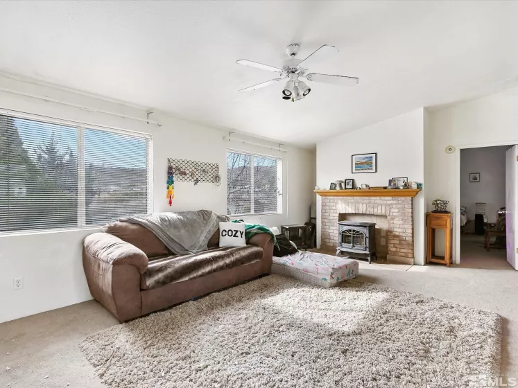 3867 Sapphire, Wellington, Nevada 89444, 3 Bedrooms Bedrooms, ,2 BathroomsBathrooms,Residential,Residential,Sapphire,250002655