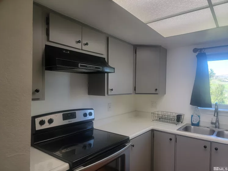 103 Vista Rafael, Reno, Nevada 89506, 1 Bedroom Bedrooms, ,1 BathroomBathrooms,Residential,Residential,Vista Rafael,250006207