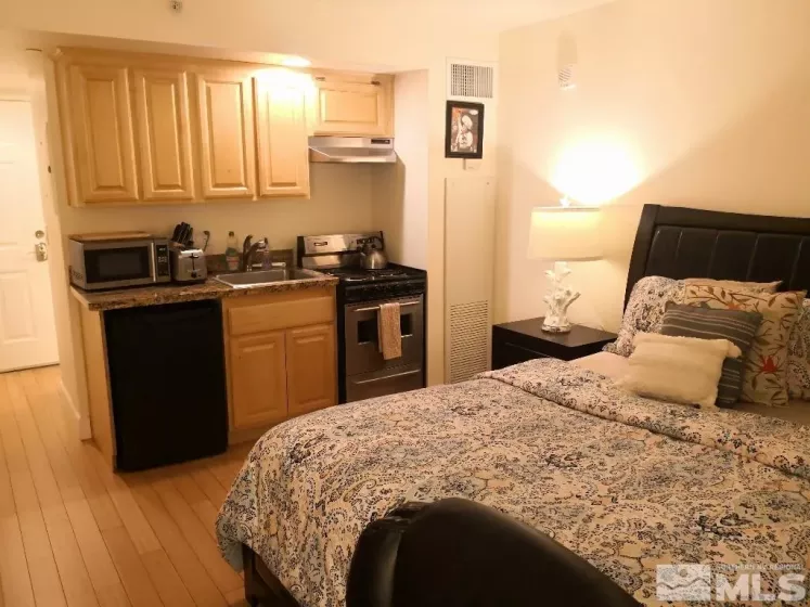 450 Arlington, Reno, Nevada 89503, ,1 BathroomBathrooms,Residential,Residential,Arlington,250003634