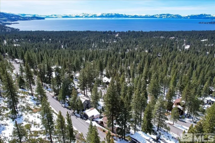 449 Fairview, Incline Village, Nevada 89451, 4 Bedrooms Bedrooms, ,5 BathroomsBathrooms,Residential,Residential,Fairview,250003604