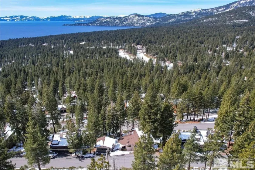 449 Fairview, Incline Village, Nevada 89451, 4 Bedrooms Bedrooms, ,5 BathroomsBathrooms,Residential,Residential,Fairview,250003604