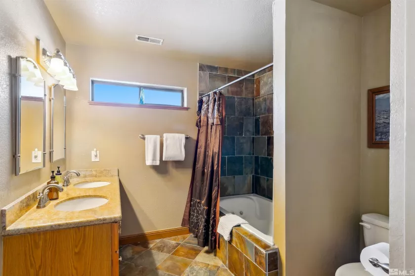 626 Canyon, Zephyr Cove, Nevada 89448, 5 Bedrooms Bedrooms, ,4 BathroomsBathrooms,Residential,Residential,Canyon,250003595