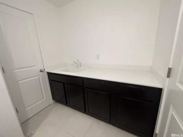 7253 Mustengo, Reno, Nevada 89506, 4 Bedrooms Bedrooms, ,3 BathroomsBathrooms,Residential,Residential,Mustengo,250003591