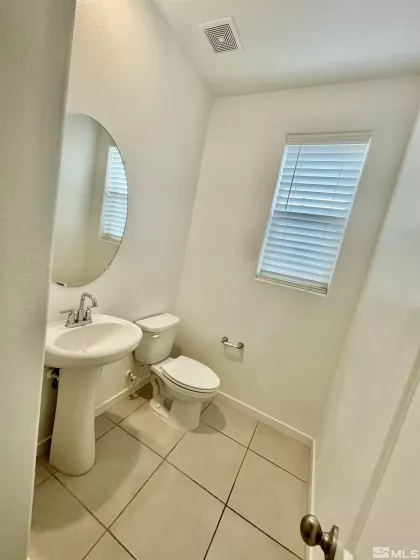 7253 Mustengo, Reno, Nevada 89506, 4 Bedrooms Bedrooms, ,3 BathroomsBathrooms,Residential,Residential,Mustengo,250003591