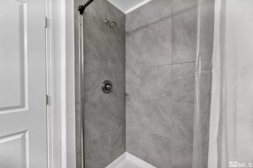 410 Dublin, Carson City, Nevada 89701, 3 Bedrooms Bedrooms, ,3 BathroomsBathrooms,Residential,Residential,Dublin,250003547