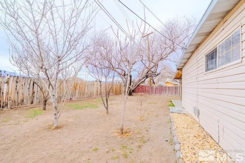 1845 Auburn, Reno, Nevada 89502, 3 Bedrooms Bedrooms, ,1 BathroomBathrooms,Residential,Residential,Auburn,250003506
