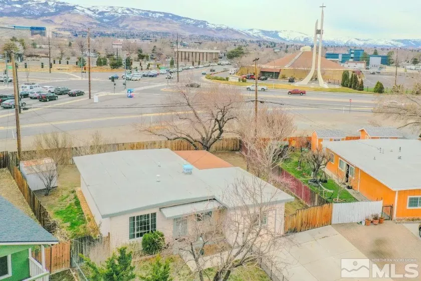 1845 Auburn, Reno, Nevada 89502, 3 Bedrooms Bedrooms, ,1 BathroomBathrooms,Residential,Residential,Auburn,250003506
