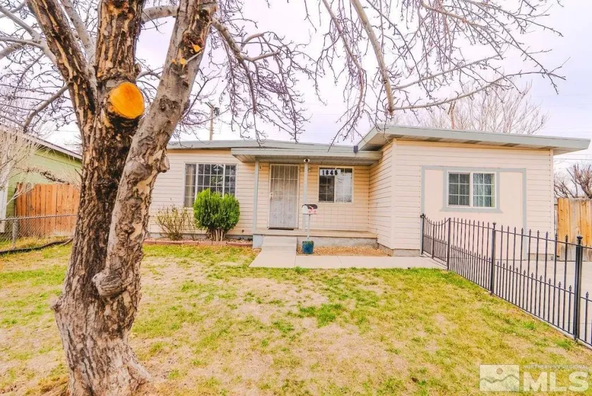 1845 Auburn, Reno, Nevada 89502, 3 Bedrooms Bedrooms, ,1 BathroomBathrooms,Residential,Residential,Auburn,250003506
