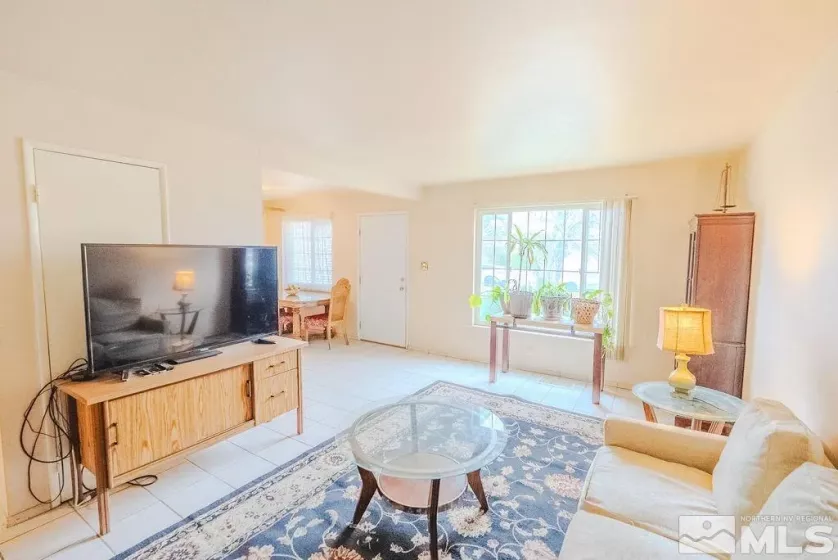 1845 Auburn, Reno, Nevada 89502, 3 Bedrooms Bedrooms, ,1 BathroomBathrooms,Residential,Residential,Auburn,250003506
