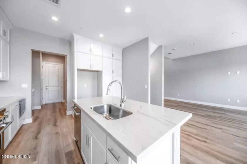 1517 Golf Club, Reno, Nevada 89519, 3 Bedrooms Bedrooms, ,3 BathroomsBathrooms,Residential,Residential,Golf Club,250003523