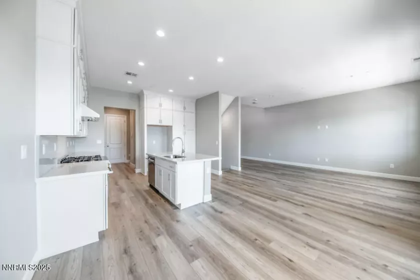 1517 Golf Club, Reno, Nevada 89519, 3 Bedrooms Bedrooms, ,3 BathroomsBathrooms,Residential,Residential,Golf Club,250003523