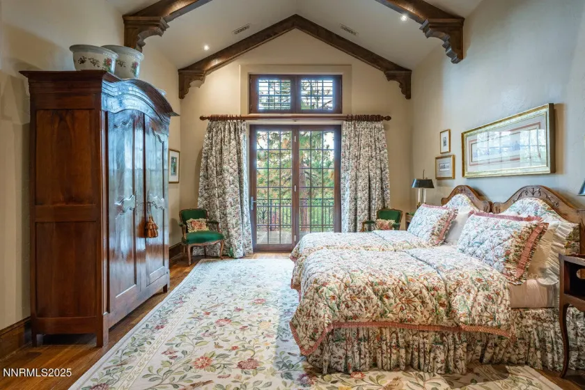 6025 Lake Geneva, Reno, Nevada 89511, 6 Bedrooms Bedrooms, ,6 BathroomsBathrooms,Residential,Residential,Lake Geneva,250003468