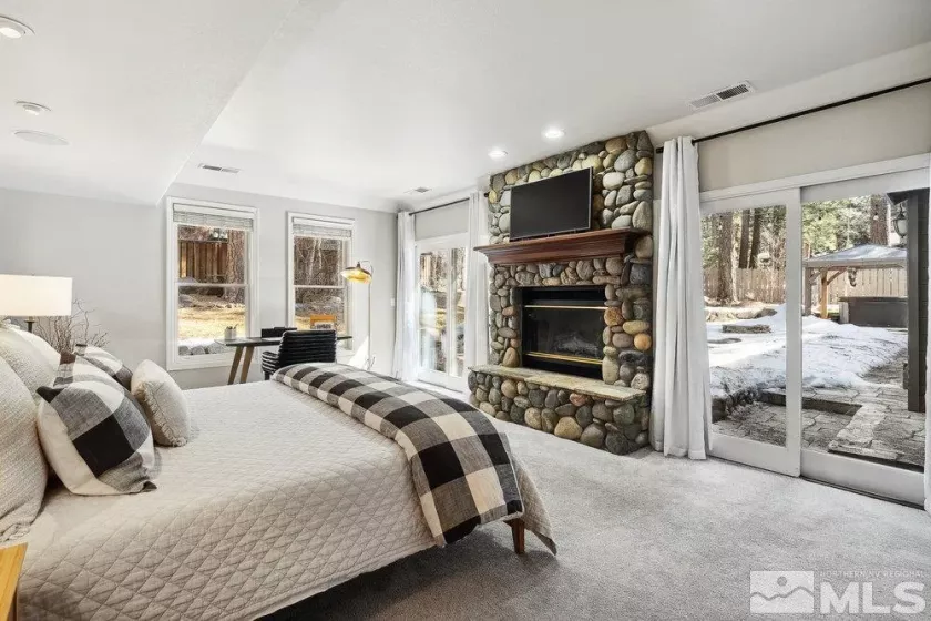 718 James, Incline Village, Nevada 89451, 4 Bedrooms Bedrooms, ,3 BathroomsBathrooms,Residential,Residential,James,250003369