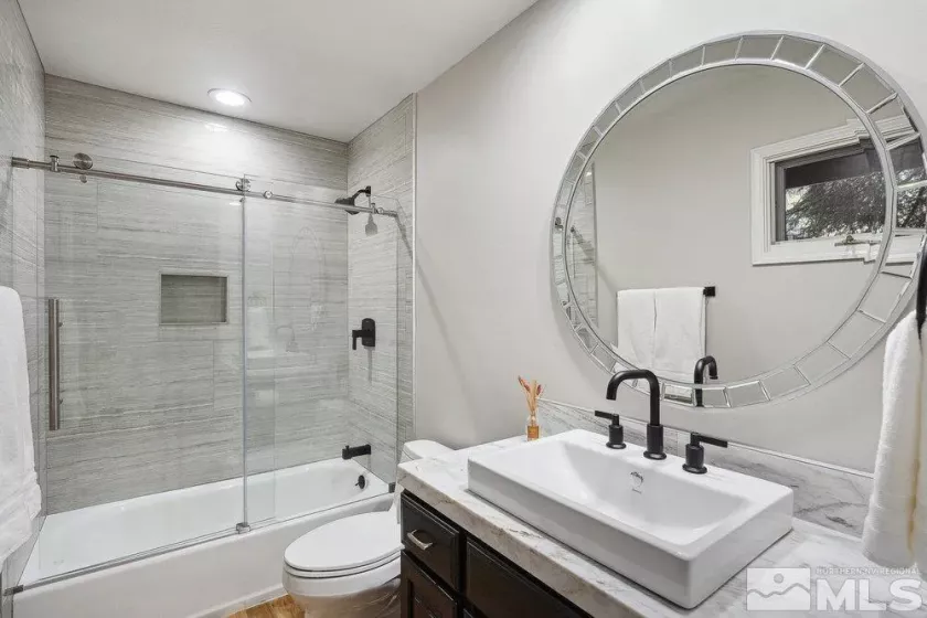 718 James, Incline Village, Nevada 89451, 4 Bedrooms Bedrooms, ,3 BathroomsBathrooms,Residential,Residential,James,250003369