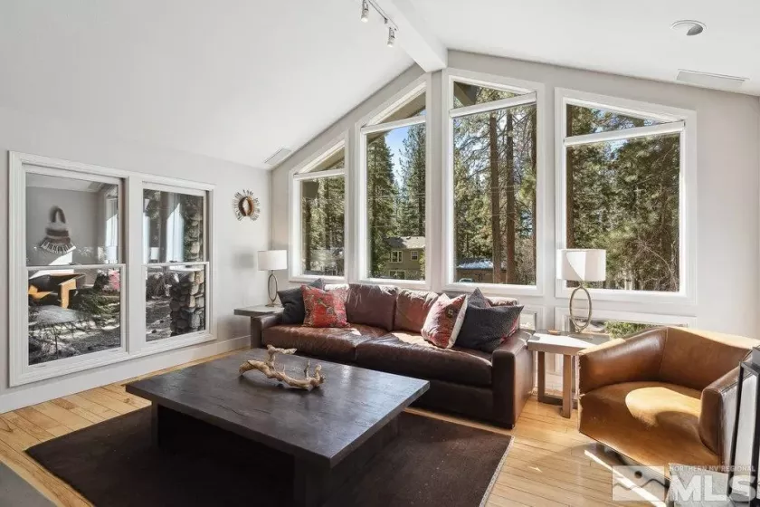 718 James, Incline Village, Nevada 89451, 4 Bedrooms Bedrooms, ,3 BathroomsBathrooms,Residential,Residential,James,250003369
