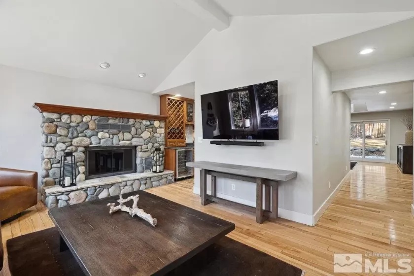 718 James, Incline Village, Nevada 89451, 4 Bedrooms Bedrooms, ,3 BathroomsBathrooms,Residential,Residential,James,250003369