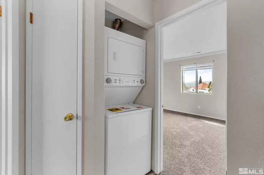 4985 7th, Reno, Nevada 89503, 2 Bedrooms Bedrooms, ,2 BathroomsBathrooms,Residential,Residential,7th,250003295