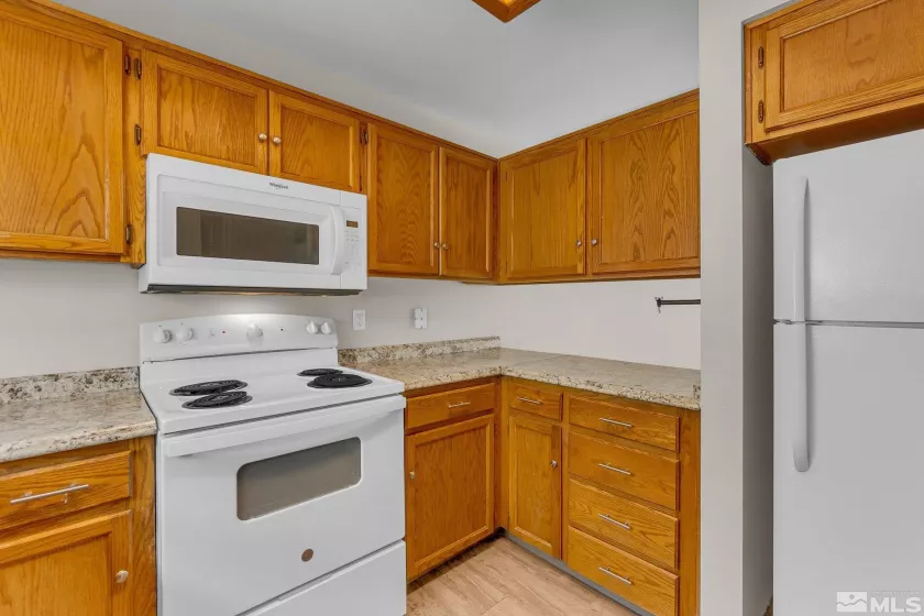 4985 7th, Reno, Nevada 89503, 2 Bedrooms Bedrooms, ,2 BathroomsBathrooms,Residential,Residential,7th,250003295