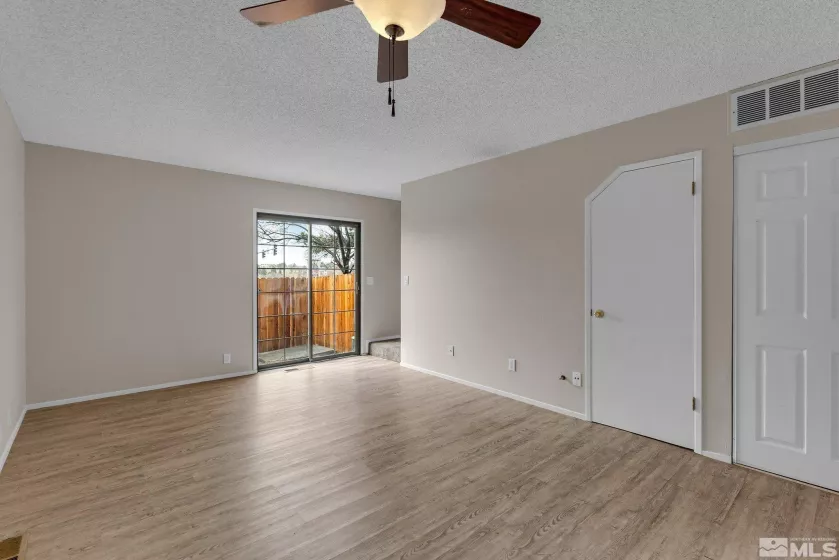 4985 7th, Reno, Nevada 89503, 2 Bedrooms Bedrooms, ,2 BathroomsBathrooms,Residential,Residential,7th,250003295