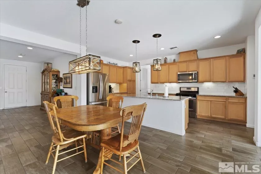 9820 Hafflinger, Reno, Nevada 89521, 2 Bedrooms Bedrooms, ,2 BathroomsBathrooms,Residential,Residential,Hafflinger,250003265