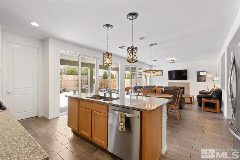 9820 Hafflinger, Reno, Nevada 89521, 2 Bedrooms Bedrooms, ,2 BathroomsBathrooms,Residential,Residential,Hafflinger,250003265