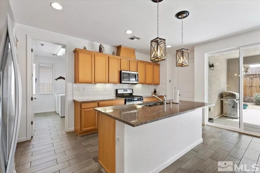 9820 Hafflinger, Reno, Nevada 89521, 2 Bedrooms Bedrooms, ,2 BathroomsBathrooms,Residential,Residential,Hafflinger,250003265