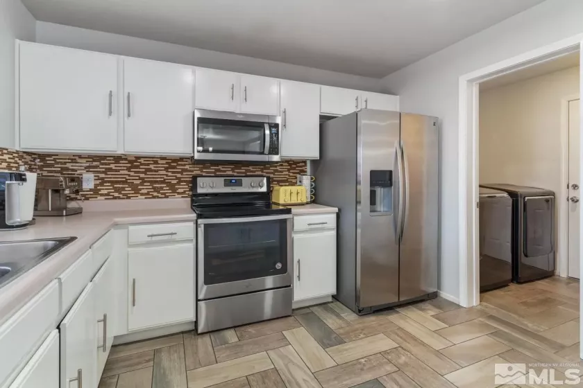 9447 Canyon Meadows, Reno, Nevada 89506, 3 Bedrooms Bedrooms, ,3 BathroomsBathrooms,Residential,Residential,Canyon Meadows,250003302