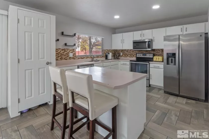 9447 Canyon Meadows, Reno, Nevada 89506, 3 Bedrooms Bedrooms, ,3 BathroomsBathrooms,Residential,Residential,Canyon Meadows,250003302