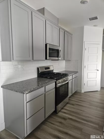813 Boot Jack, Gardnerville, Nevada 89410, 3 Bedrooms Bedrooms, ,2 BathroomsBathrooms,Residential,Residential,Boot Jack,250003301