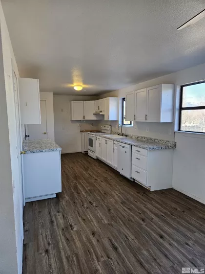 1312 Jobs Peak, Gardnerville, Nevada 89460, 3 Bedrooms Bedrooms, ,3 BathroomsBathrooms,Residential,Residential,Jobs Peak,250004092