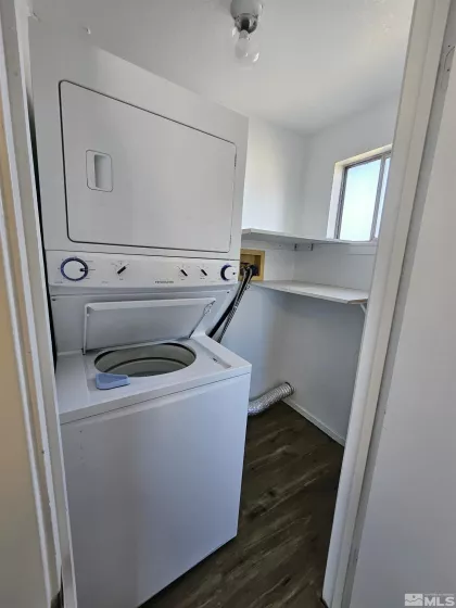 1312 Jobs Peak, Gardnerville, Nevada 89460, 3 Bedrooms Bedrooms, ,3 BathroomsBathrooms,Residential,Residential,Jobs Peak,250004092