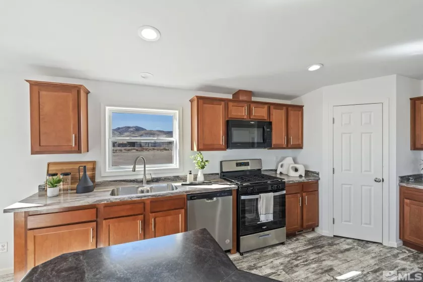 7605 Remington, Silver Springs, Nevada 89429, 3 Bedrooms Bedrooms, ,2 BathroomsBathrooms,Residential,Residential,Remington,250003930