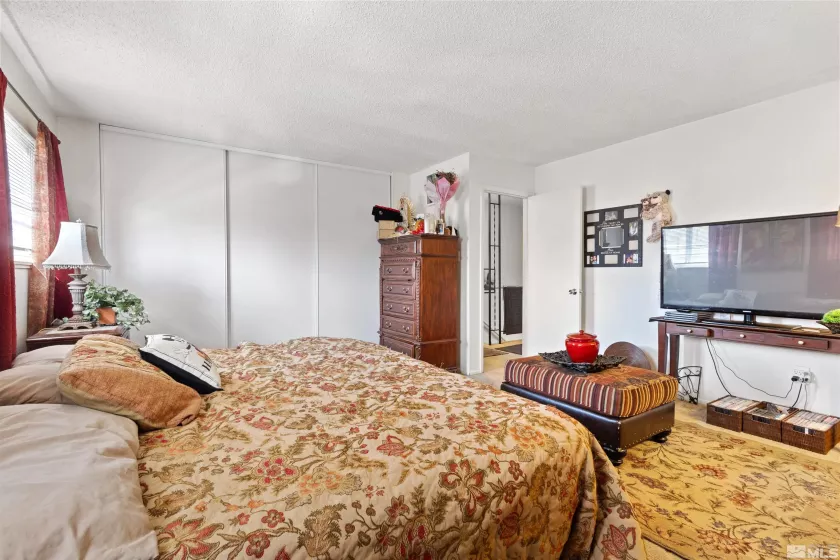 377 Smithridge Park, Reno, Nevada 89502, 2 Bedrooms Bedrooms, ,2 BathroomsBathrooms,Residential,Residential,Smithridge Park,250003919