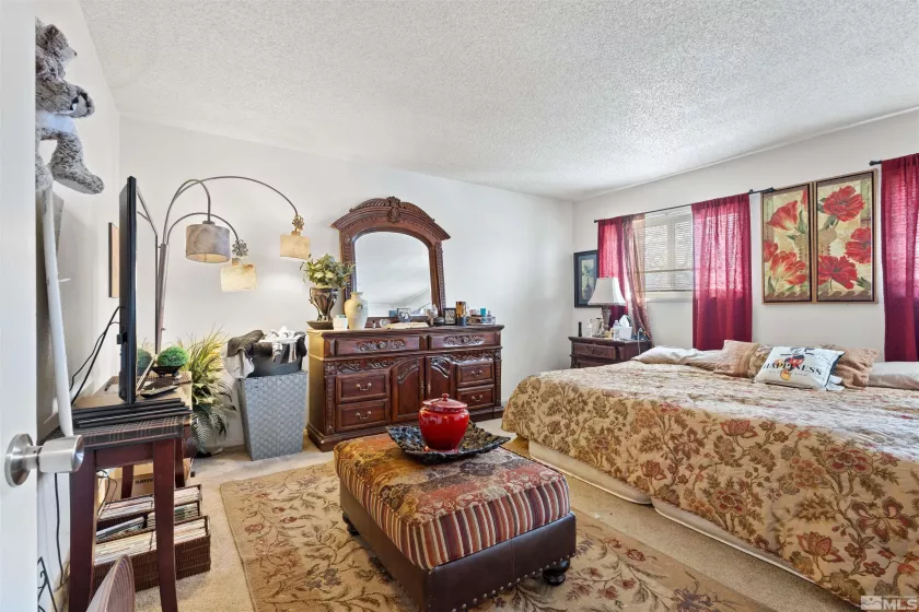 377 Smithridge Park, Reno, Nevada 89502, 2 Bedrooms Bedrooms, ,2 BathroomsBathrooms,Residential,Residential,Smithridge Park,250003919
