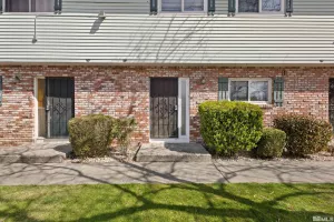 377 Smithridge Park, Reno, Nevada 89502, 2 Bedrooms Bedrooms, ,2 BathroomsBathrooms,Residential,Residential,Smithridge Park,250003919