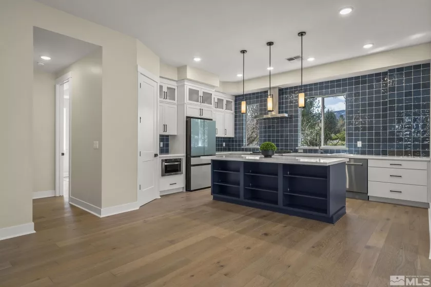 2665 Rockview, Reno, Nevada 89519, 3 Bedrooms Bedrooms, ,4 BathroomsBathrooms,Residential,Residential,Rockview,250003941