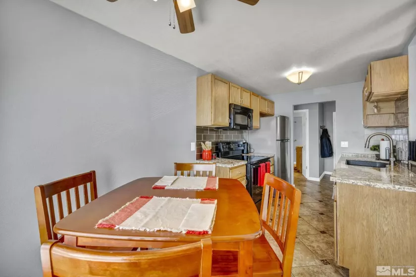 3865 Leonesio, Reno, Nevada 89512, 1 Bedroom Bedrooms, ,1 BathroomBathrooms,Residential,Residential,Leonesio,250003933