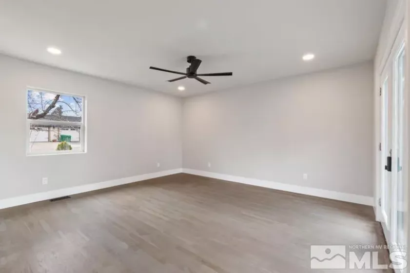 995 Skyline, Reno, Nevada 89509, 4 Bedrooms Bedrooms, ,3 BathroomsBathrooms,Residential,Residential,Skyline,250003867