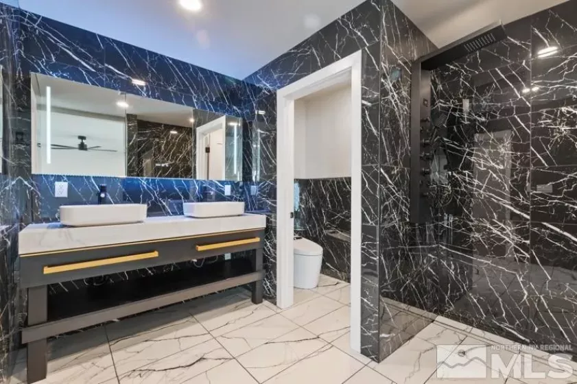 995 Skyline, Reno, Nevada 89509, 4 Bedrooms Bedrooms, ,3 BathroomsBathrooms,Residential,Residential,Skyline,250003867
