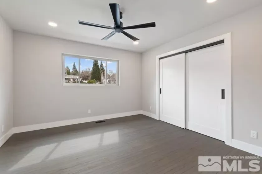 995 Skyline, Reno, Nevada 89509, 4 Bedrooms Bedrooms, ,3 BathroomsBathrooms,Residential,Residential,Skyline,250003867