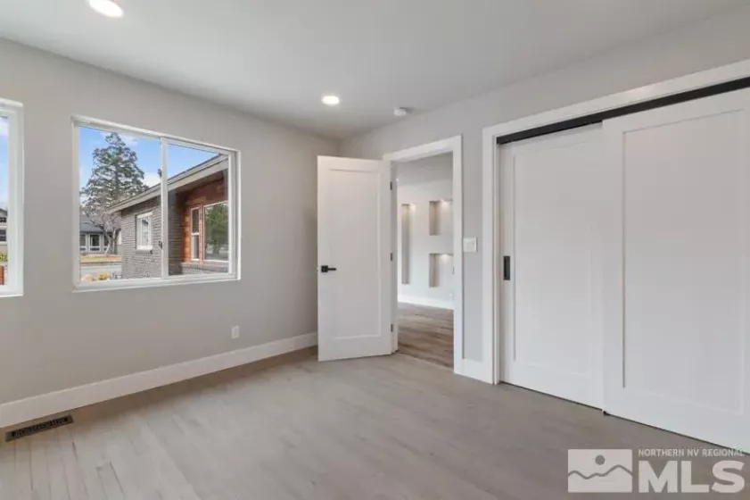 995 Skyline, Reno, Nevada 89509, 4 Bedrooms Bedrooms, ,3 BathroomsBathrooms,Residential,Residential,Skyline,250003867