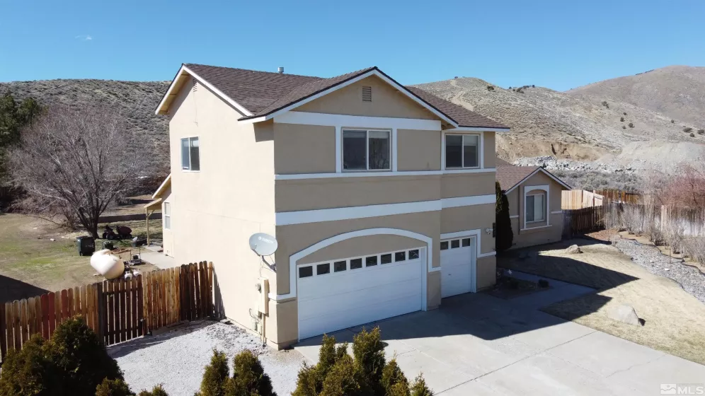 3945 Rainier, Reno, Nevada 89508, 6 Bedrooms Bedrooms, ,3 BathroomsBathrooms,Residential,Residential,Rainier,250003873