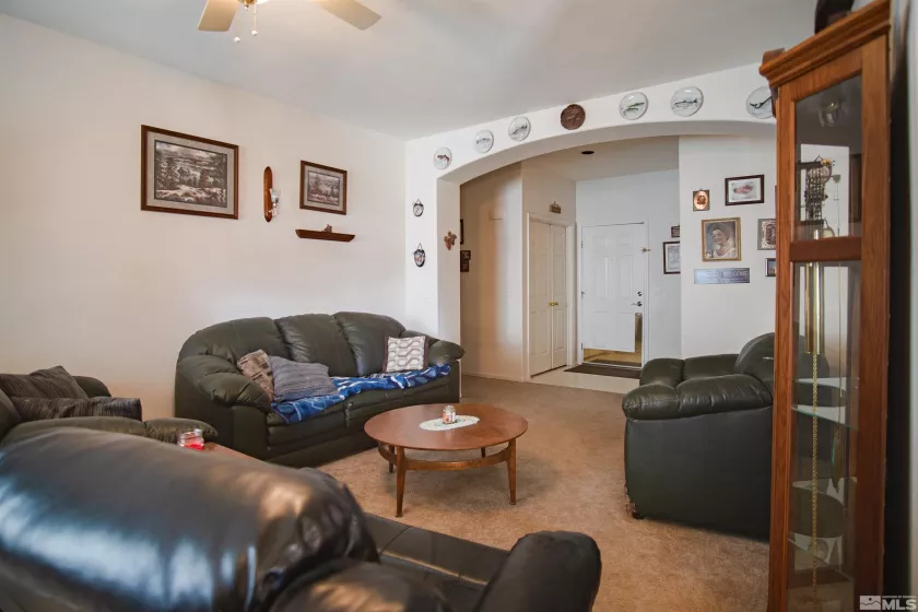 3945 Rainier, Reno, Nevada 89508, 6 Bedrooms Bedrooms, ,3 BathroomsBathrooms,Residential,Residential,Rainier,250003873