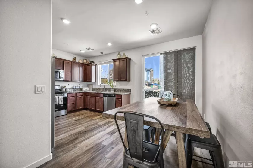 5030 Ronald Stephen, Reno, Nevada 89503, 3 Bedrooms Bedrooms, ,3 BathroomsBathrooms,Residential,Residential,Ronald Stephen,250003920