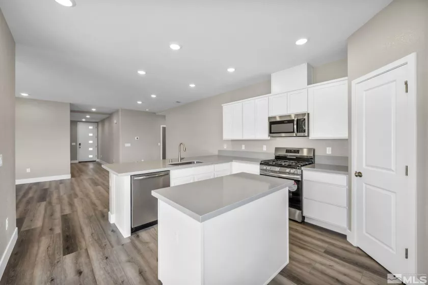 21 Nova, Carson City, Nevada 89705, 3 Bedrooms Bedrooms, ,2 BathroomsBathrooms,Residential,Residential,Nova,250003828