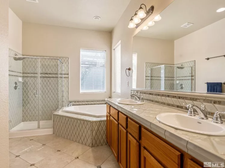 1194 Jasmine, Fernley, Nevada 89408, 3 Bedrooms Bedrooms, ,2 BathroomsBathrooms,Residential,Residential,Jasmine,250003864