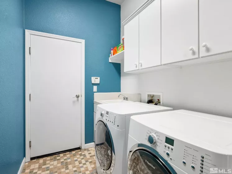 1194 Jasmine, Fernley, Nevada 89408, 3 Bedrooms Bedrooms, ,2 BathroomsBathrooms,Residential,Residential,Jasmine,250003864